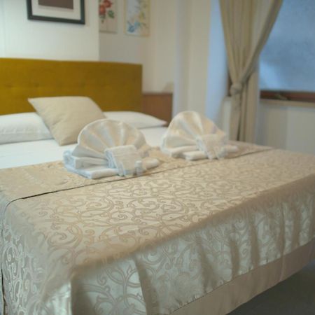 Fontana Di Trevi Sweet Apartment Рим Экстерьер фото